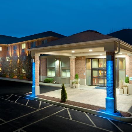 Holiday Inn Express & Suites Smithfield - Providence By Ihg Екстериор снимка