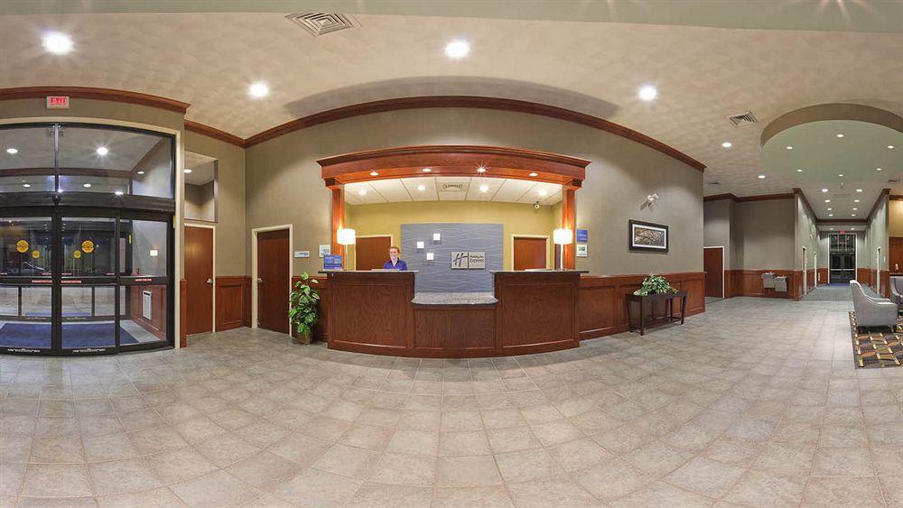 Holiday Inn Express & Suites Smithfield - Providence By Ihg Екстериор снимка