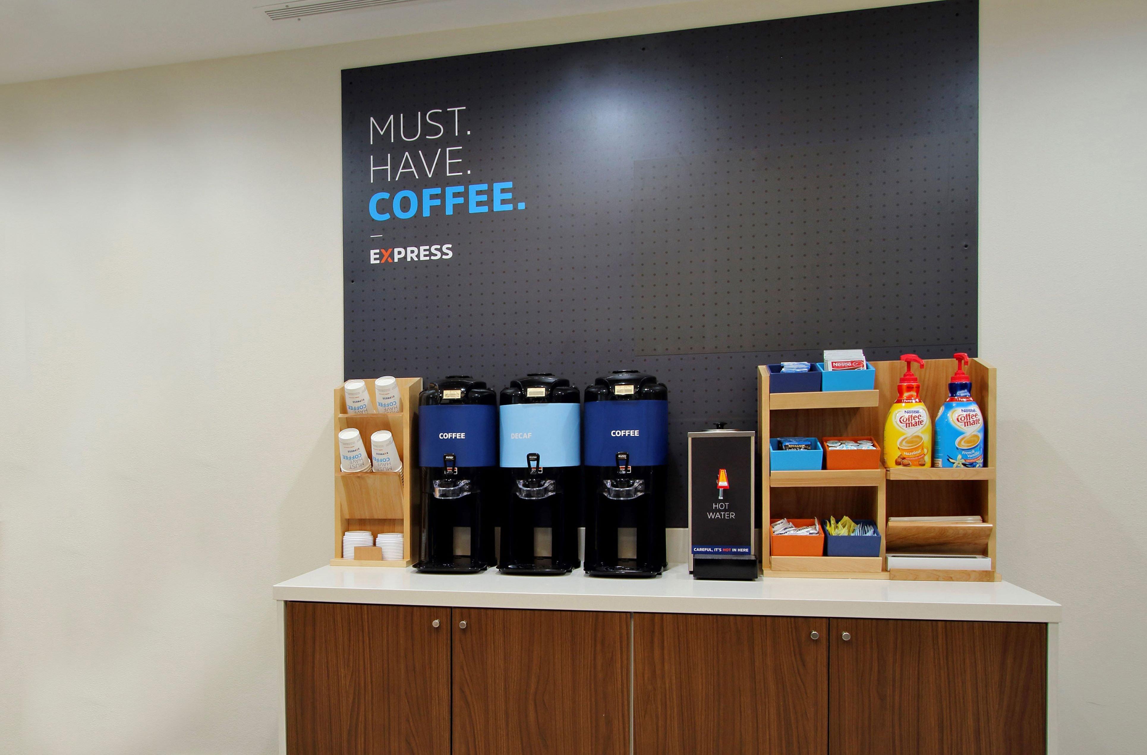 Holiday Inn Express & Suites Smithfield - Providence By Ihg Екстериор снимка