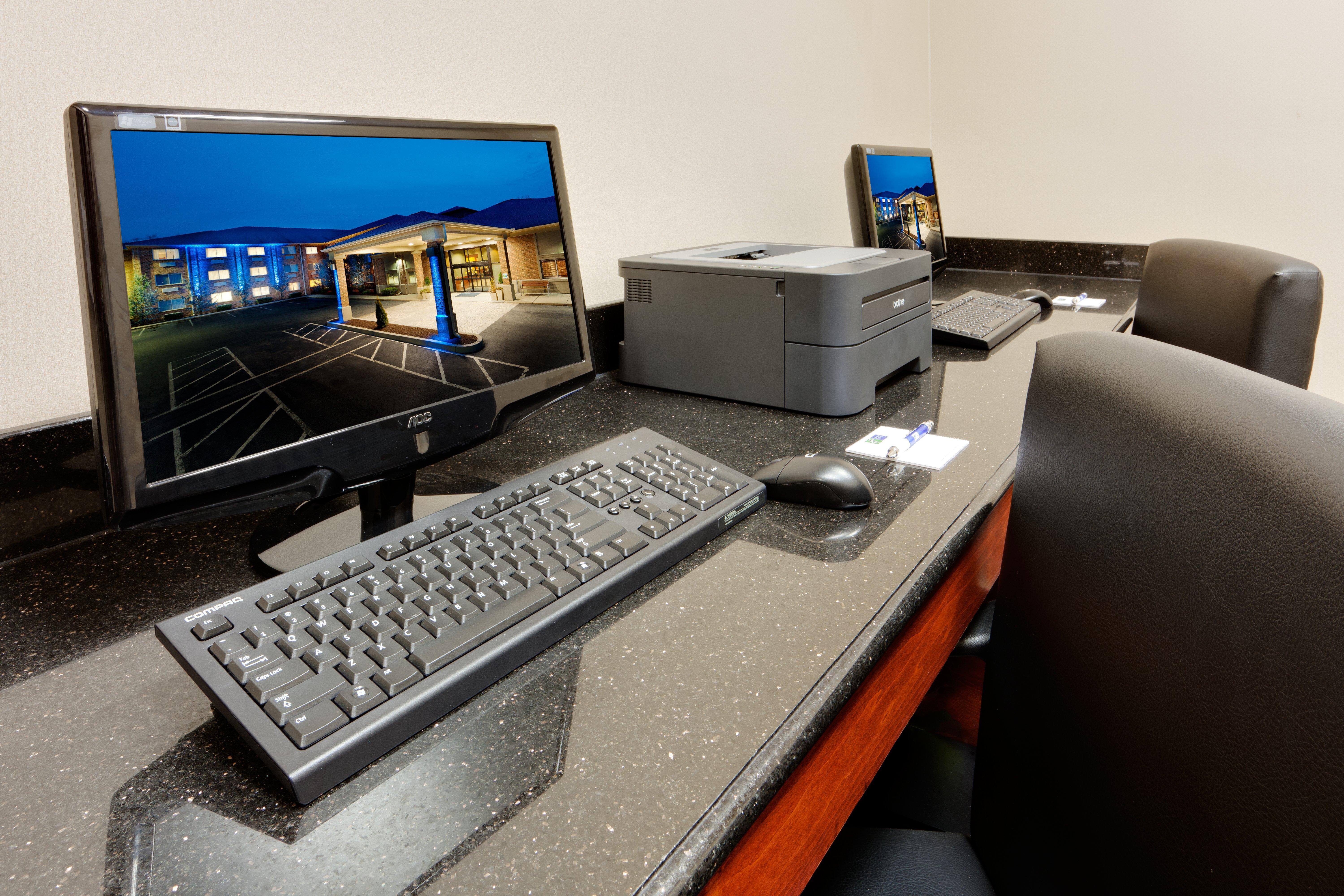 Holiday Inn Express & Suites Smithfield - Providence By Ihg Екстериор снимка