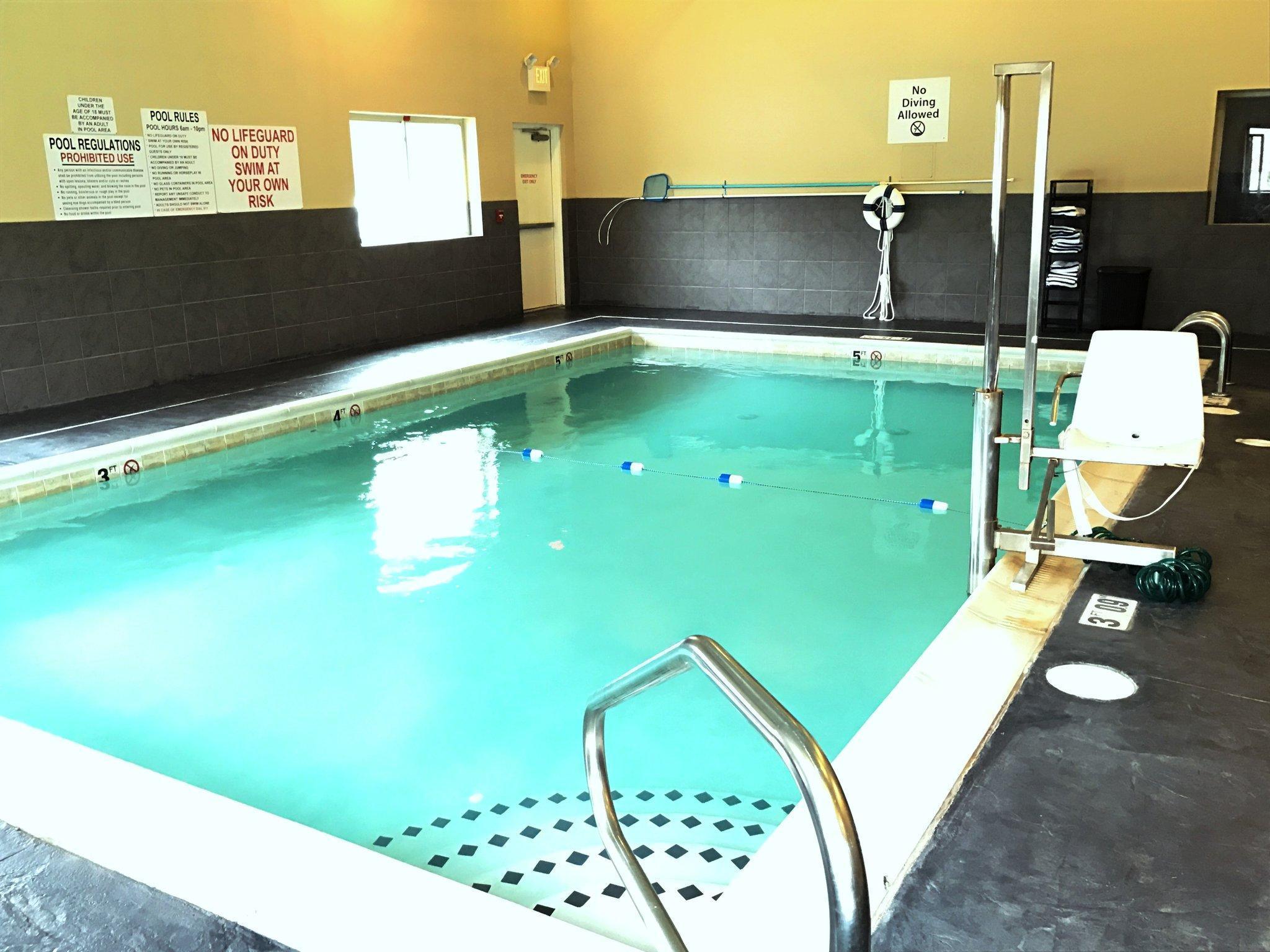 Holiday Inn Express & Suites Smithfield - Providence By Ihg Екстериор снимка