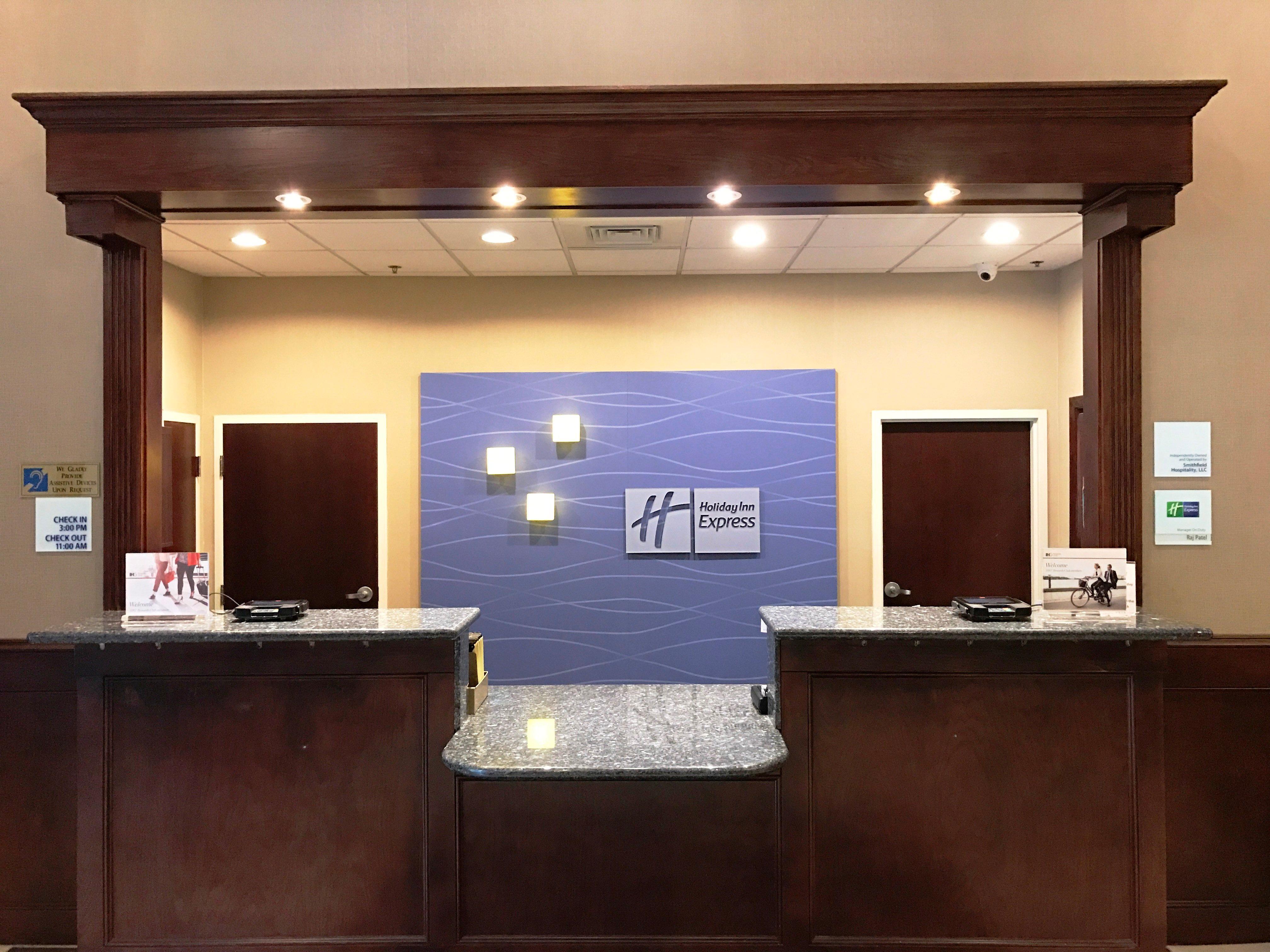 Holiday Inn Express & Suites Smithfield - Providence By Ihg Екстериор снимка