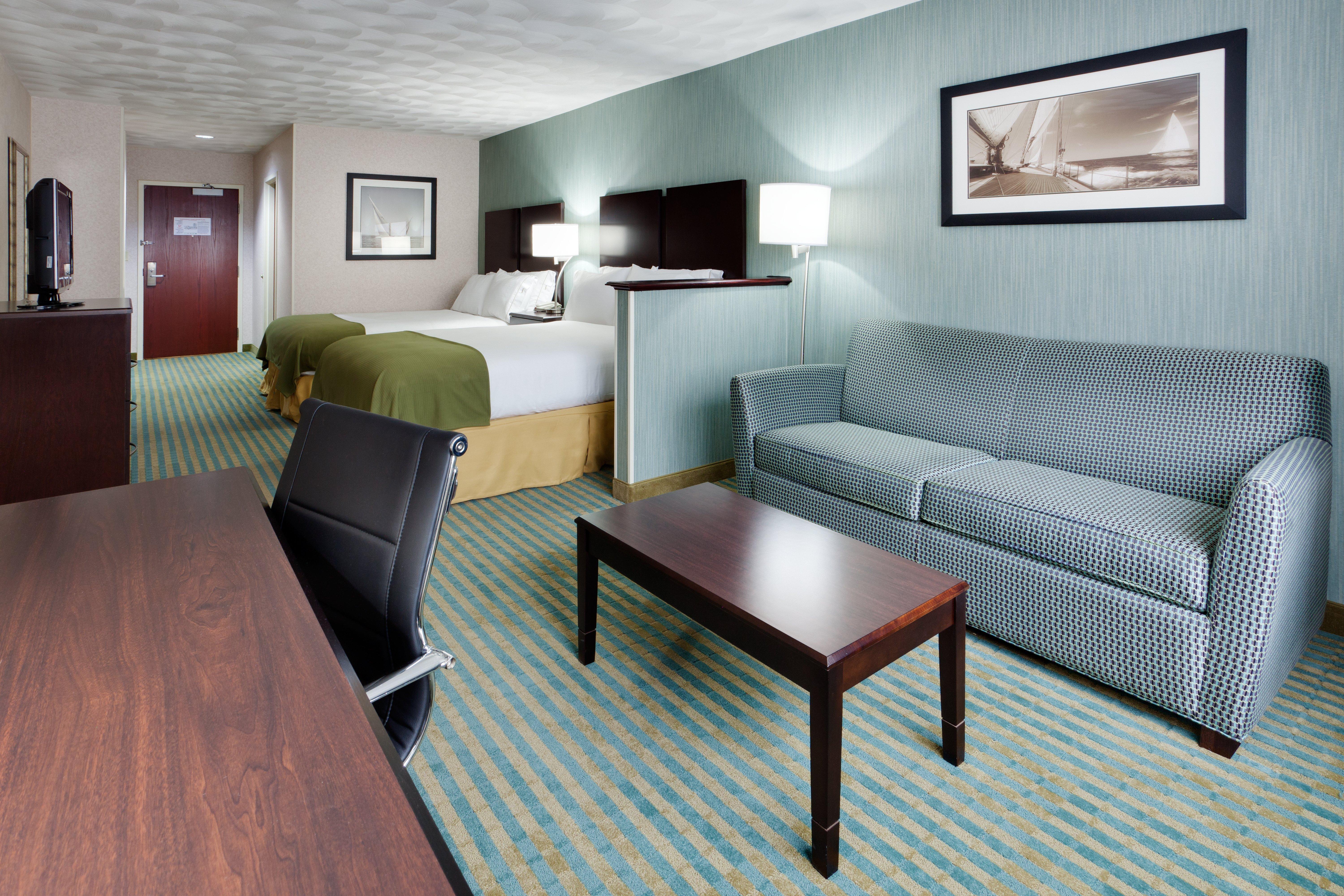 Holiday Inn Express & Suites Smithfield - Providence By Ihg Стая снимка