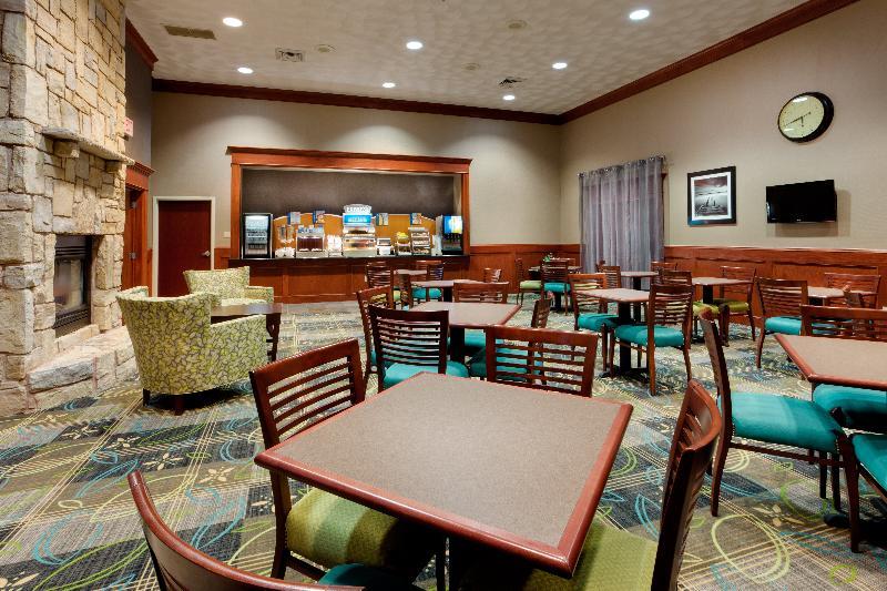 Holiday Inn Express & Suites Smithfield - Providence By Ihg Екстериор снимка