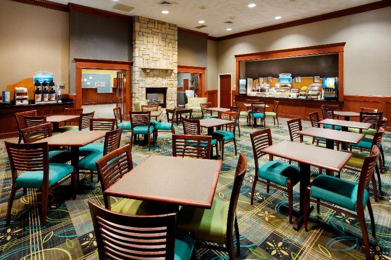 Holiday Inn Express & Suites Smithfield - Providence By Ihg Екстериор снимка