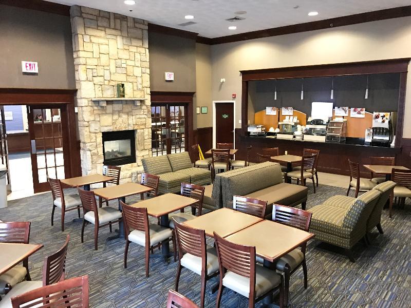 Holiday Inn Express & Suites Smithfield - Providence By Ihg Екстериор снимка